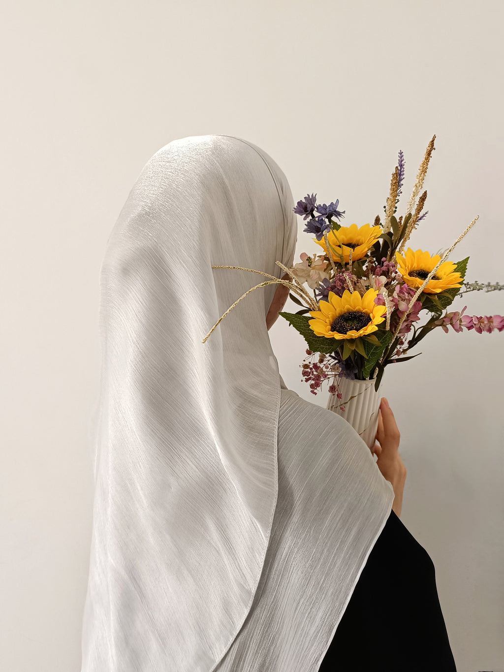 Soft Shimmer Hijab - Light Silver